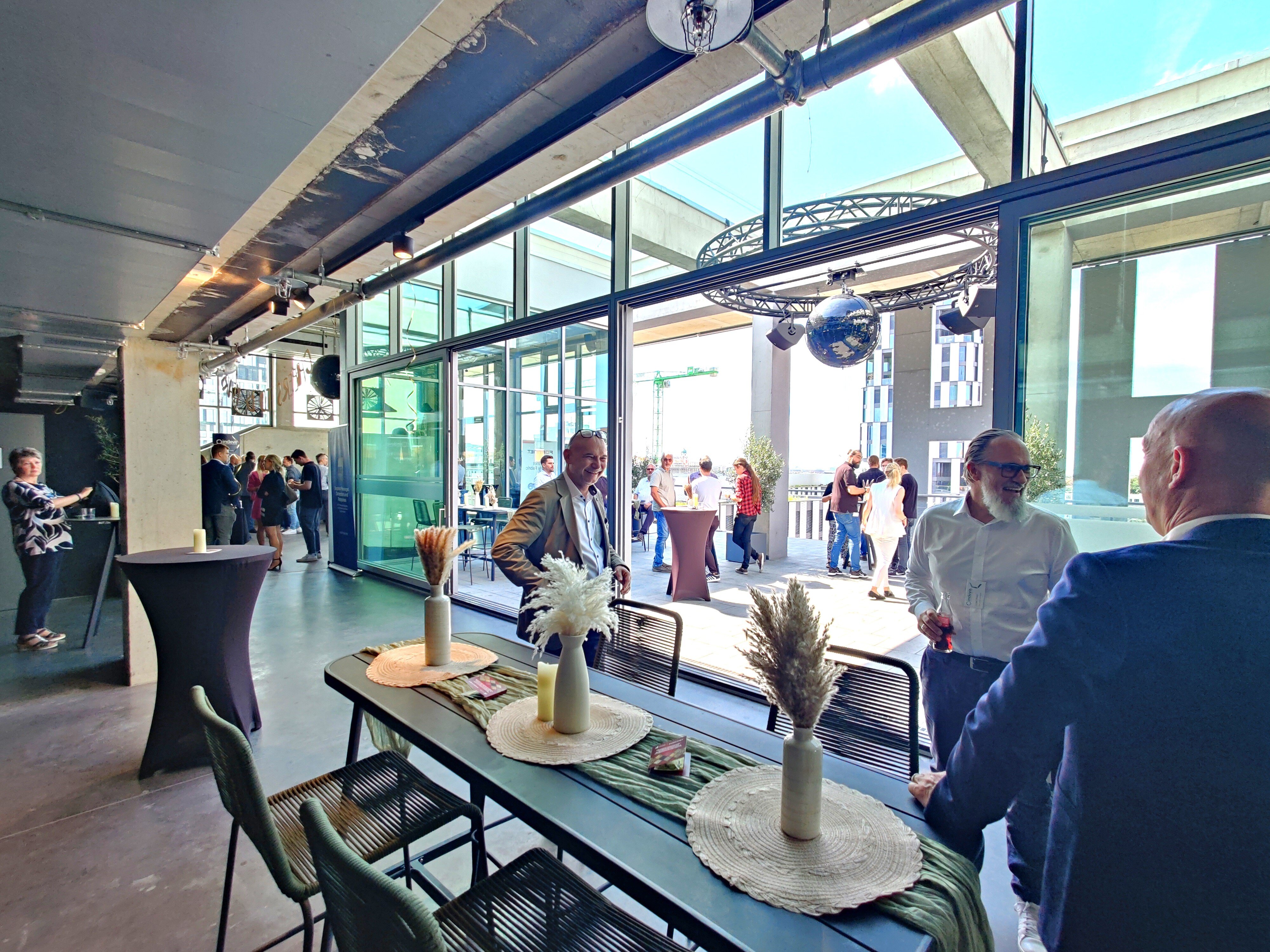 indevis insights Jubiläumsfeier im Penthouse Werk12 im Werksviertel in München