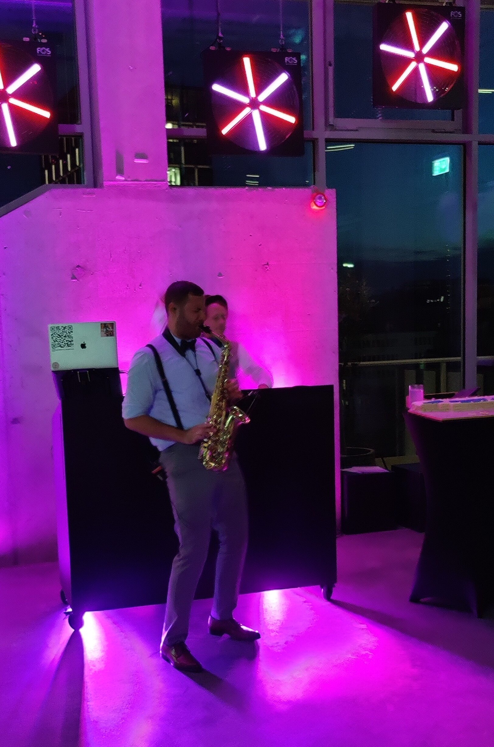 indevis-jubiläumsfeier - Saxobeatz sorgen für musikalische Highlights und gute Stimmung